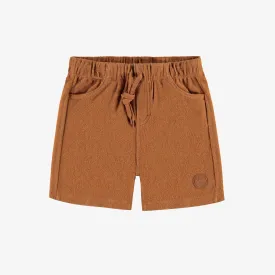 Short caramel avec grandes poches en ratine, enfant || Caramel short with large pockets in terry, child