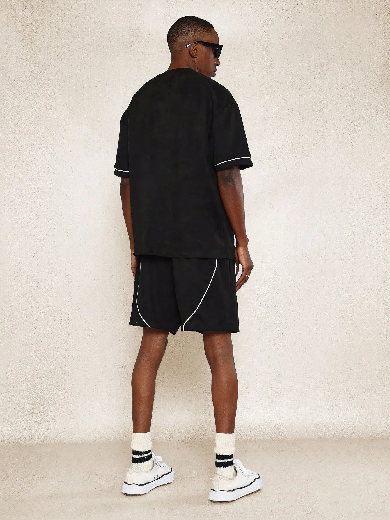 Suedette Tee And Drop Crotch Short With Piping & Small Graphic Print 2 Piece Set